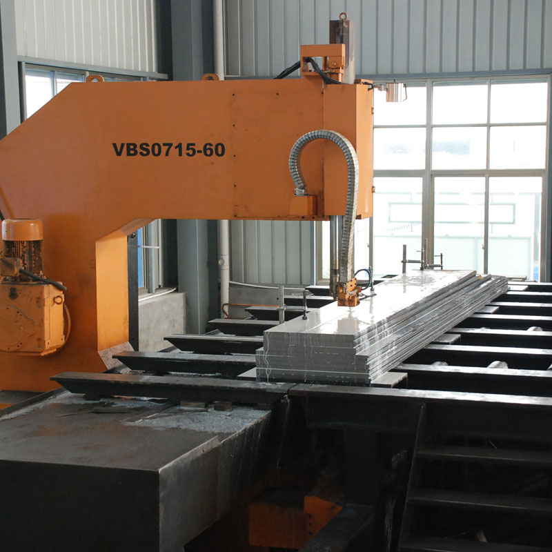 Kako materijali za kalupe s četiri jezgre pružaju precizna rješenja za različite radne uvjete u proizvodnji kalupa?